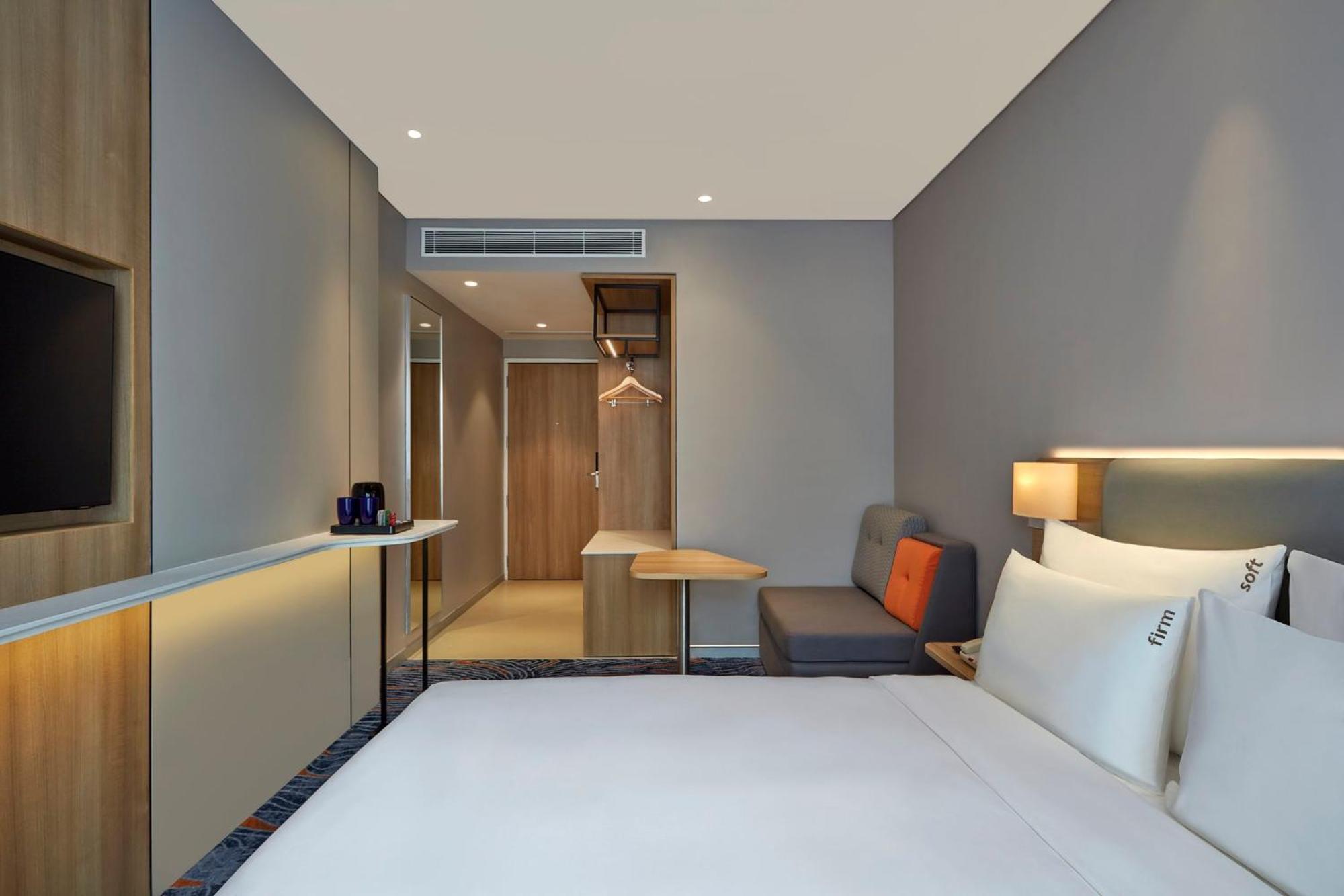 Holiday Inn Express Bengaluru Bommasandra By Ihg Kammasandra 외부 사진